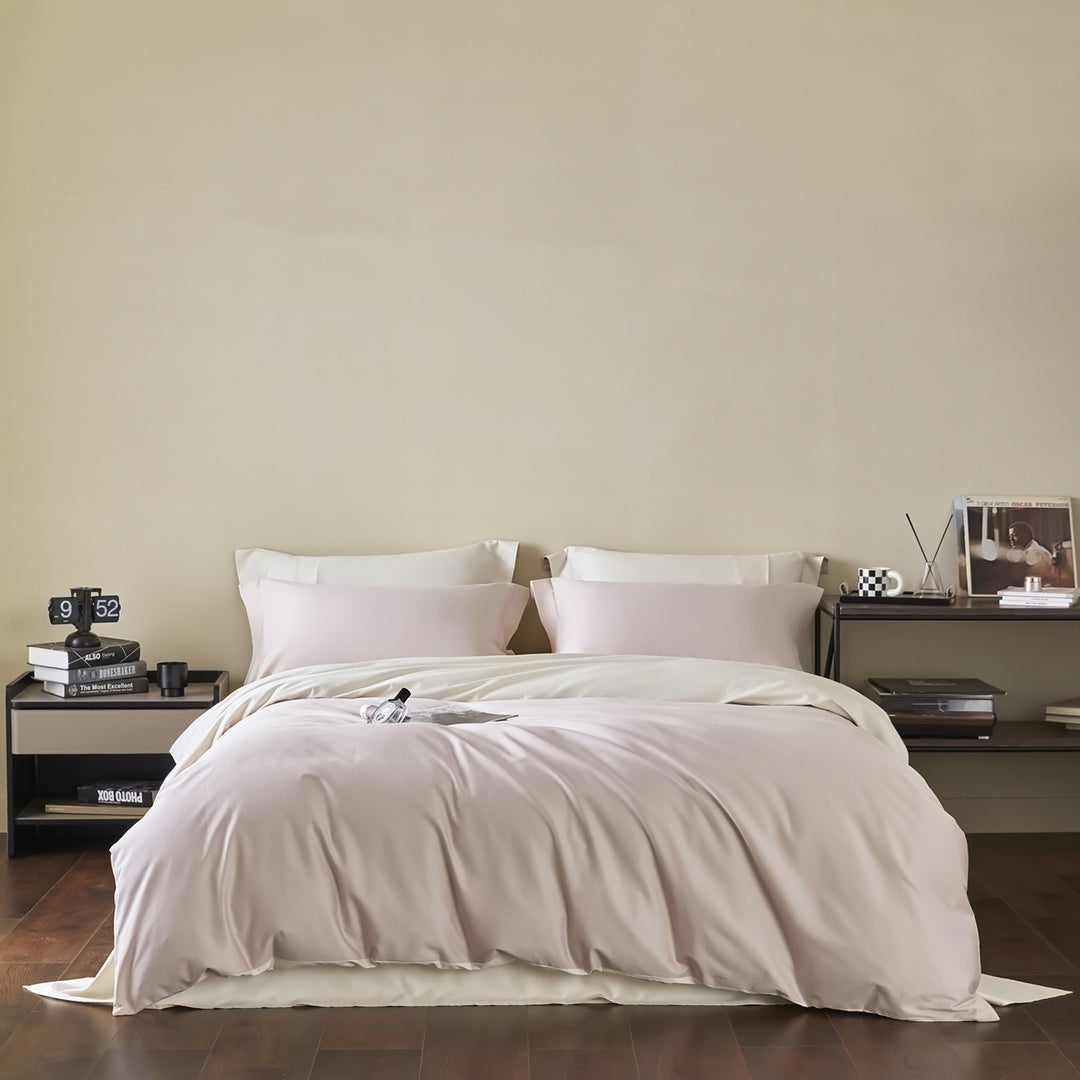 Luxurious cotton satin duvet cover set with hotel finish