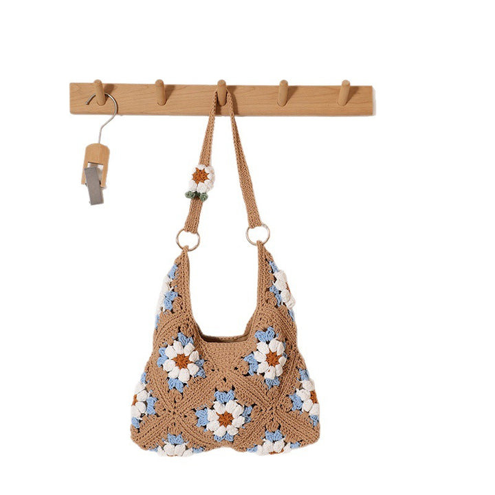 Handcrafted crochet handbag in floral design Stornfield