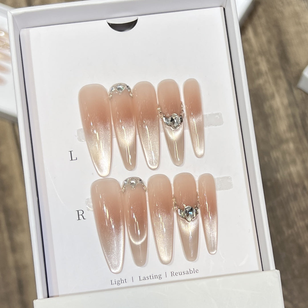 Reusable Press-On Nail Art Set Stornfield