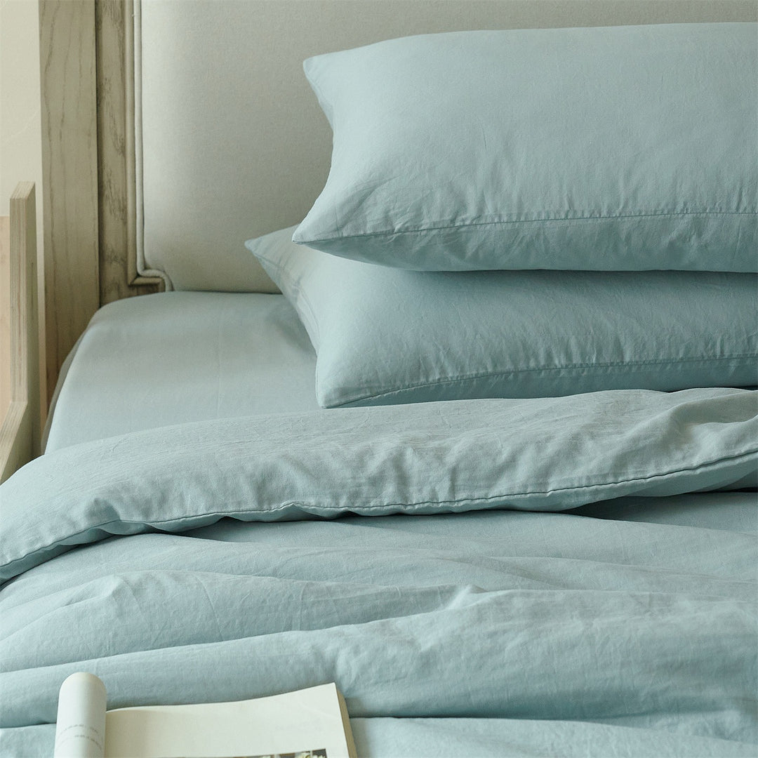 Breathable bedding set made of organic cotton with stonewash look