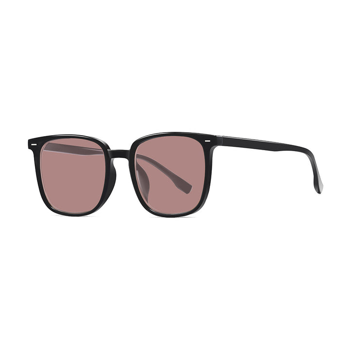 Women's sunglasses in a modern square style with special UV protection lenses Stornfield