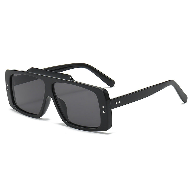 Women's Oversized Sunglasses in Modern Design Stornfield