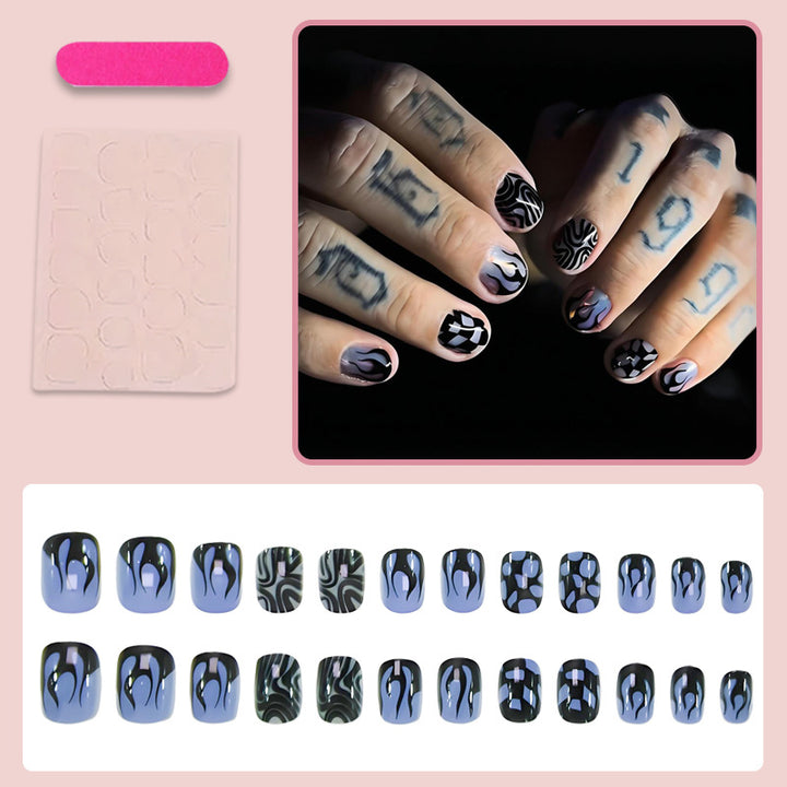 Artificial nail set with striking geometric designs Stornfield