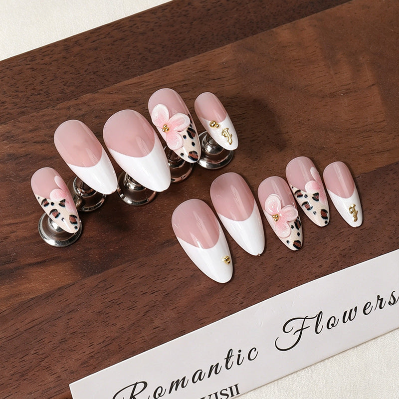 Elegant Floral Acrylic Press-On Nail Set Stornfield