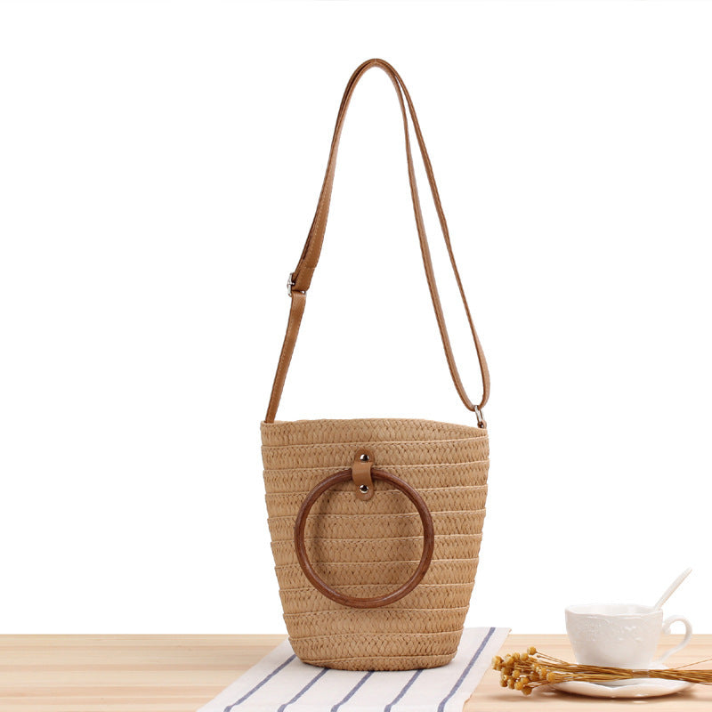 Braided tote bag with innovative ring handle Stornfield