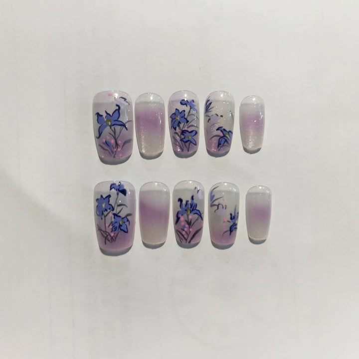 Elegant Floral-Themed Press-On Nails Stornfield