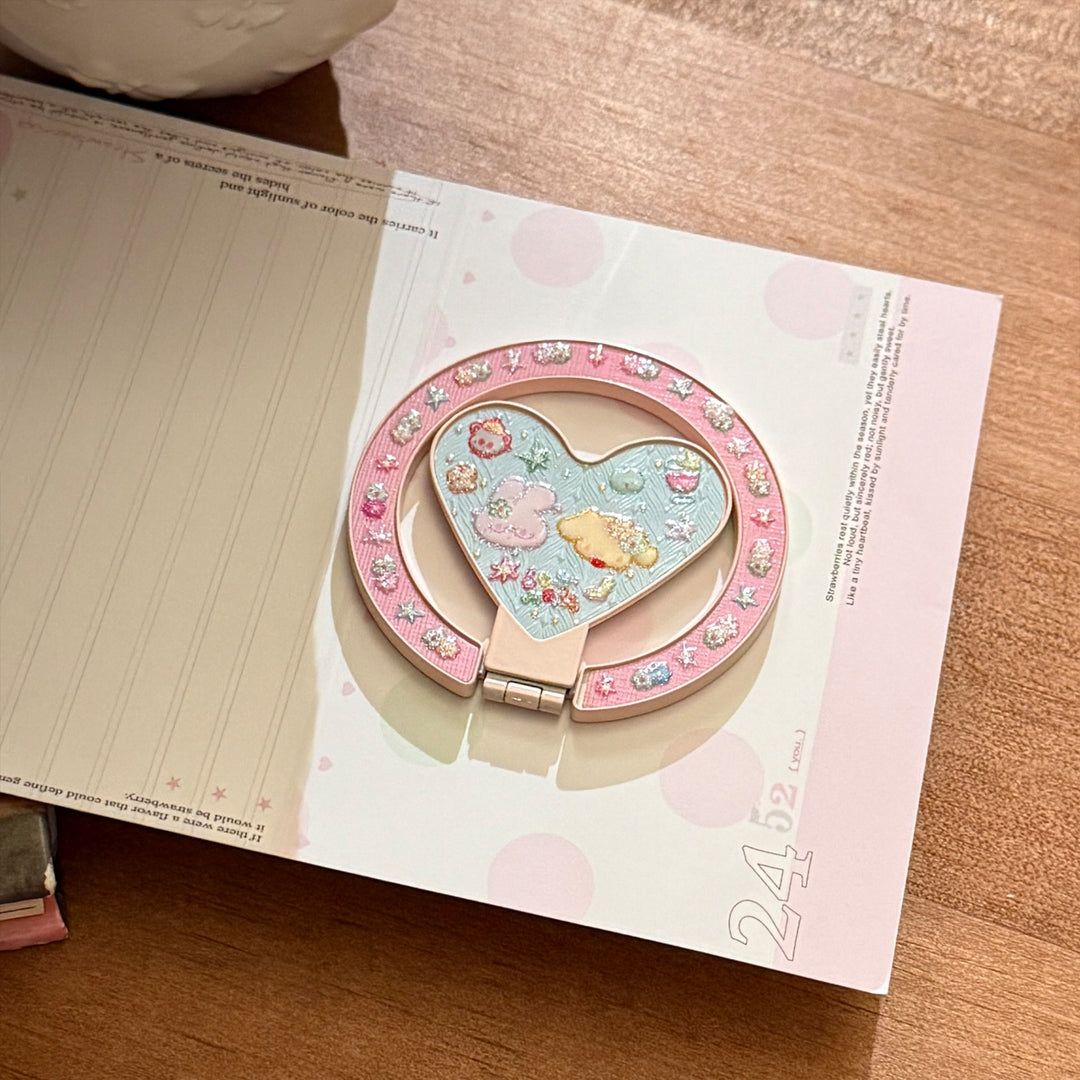 Playful hand mirror in heart design Stornfield