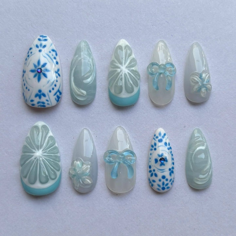 Nature-Themed Artistic Press-On Nail Set Stornfield