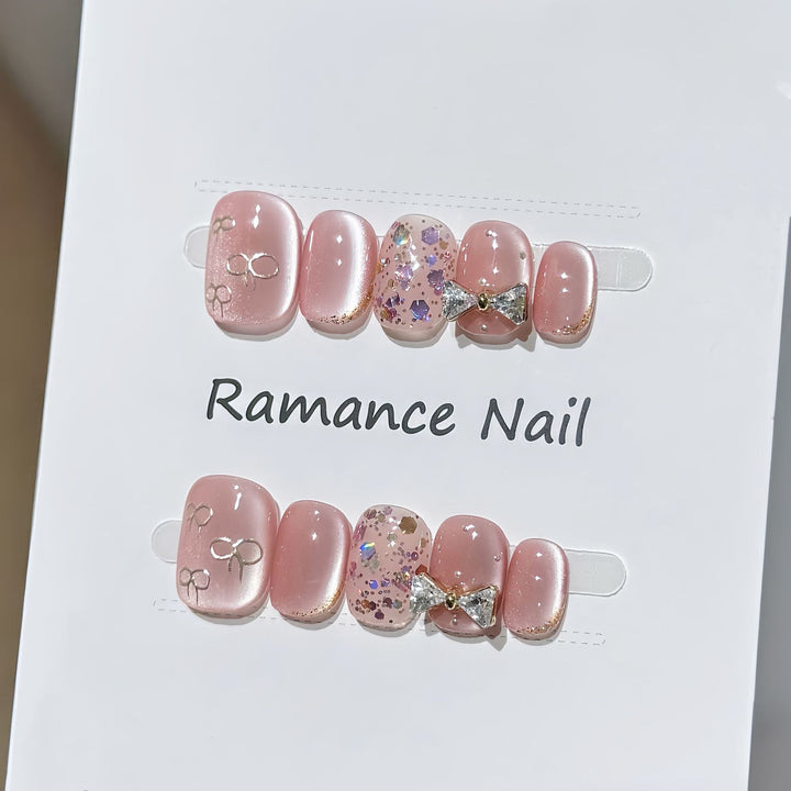 Glamorous Rhinestone Press-On Nail Set Stornfield