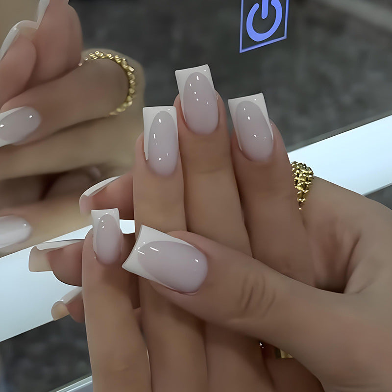 Artificial Nail Set with Elegant French Tip Design Stornfield