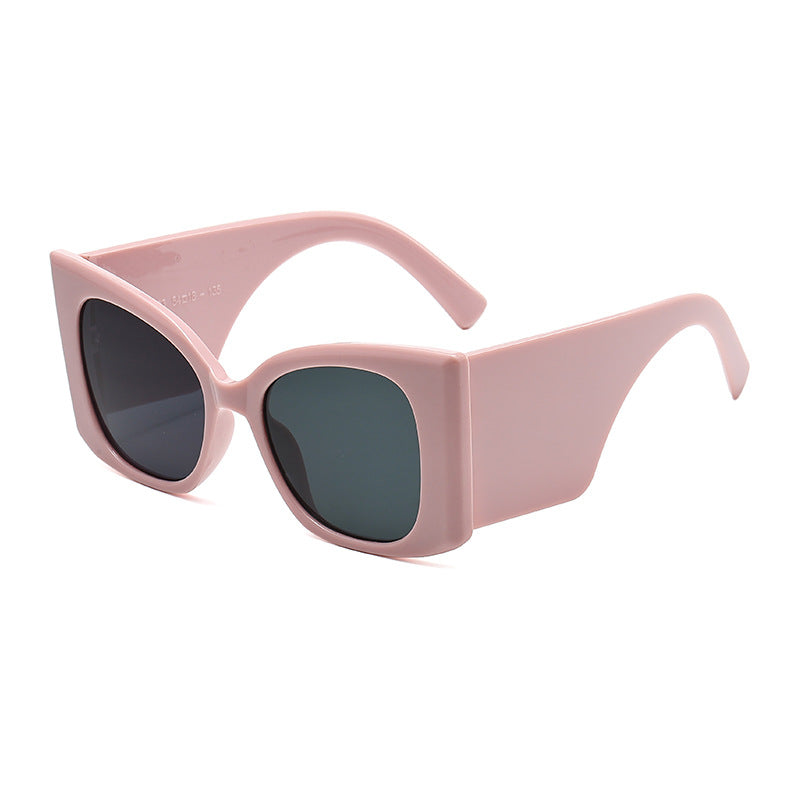 Women's fashionable oversized sunglasses with glamorous design Stornfield