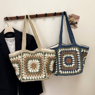 Handcrafted Beach Bag in Geometric Design Stornfield