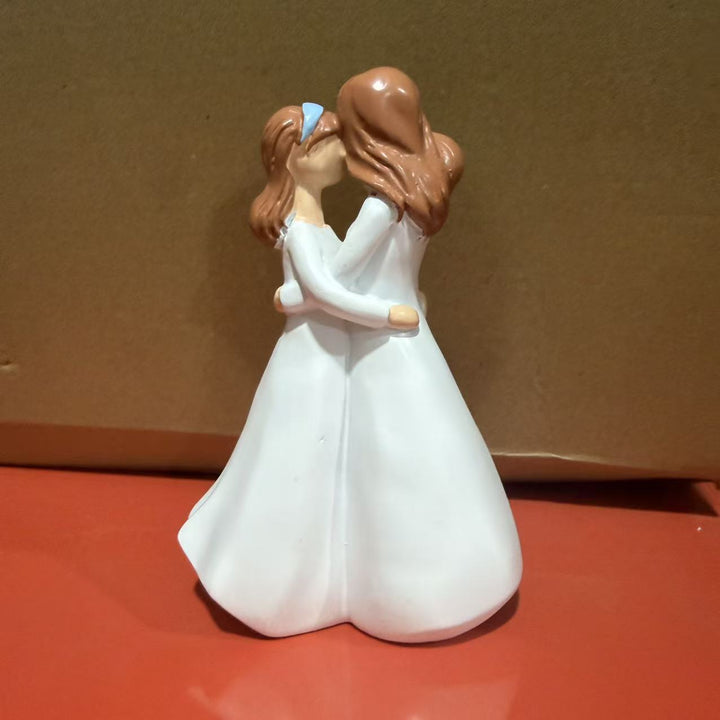 Decorative Angel Figurine with Heart Stornfield