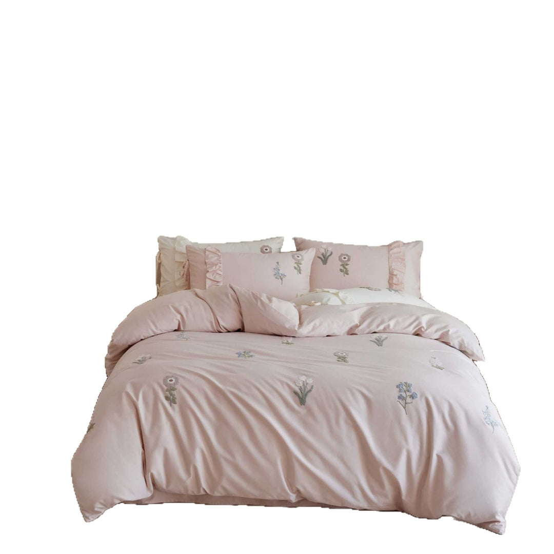 Cotton satin duvet cover set with embroidered wildflowers and decorative ruffle