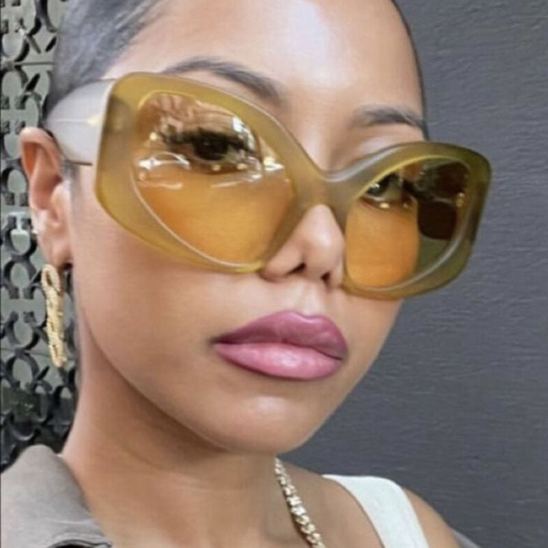 Women elegant oversized sunglasses with striking design Stornfield
