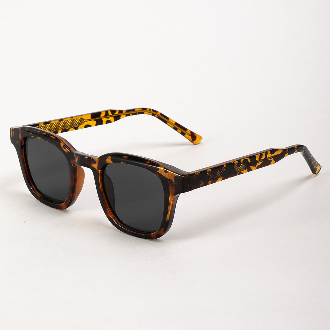 Women's sunglasses in a striking minimalist style Stornfield