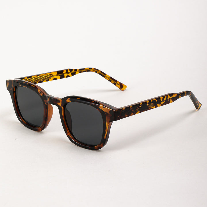 Women's sunglasses in a striking minimalist style Stornfield