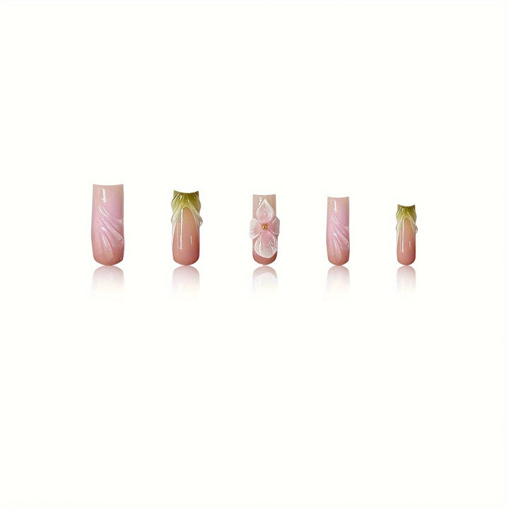 Artistic Floral Press-On Nail Extensions Stornfield