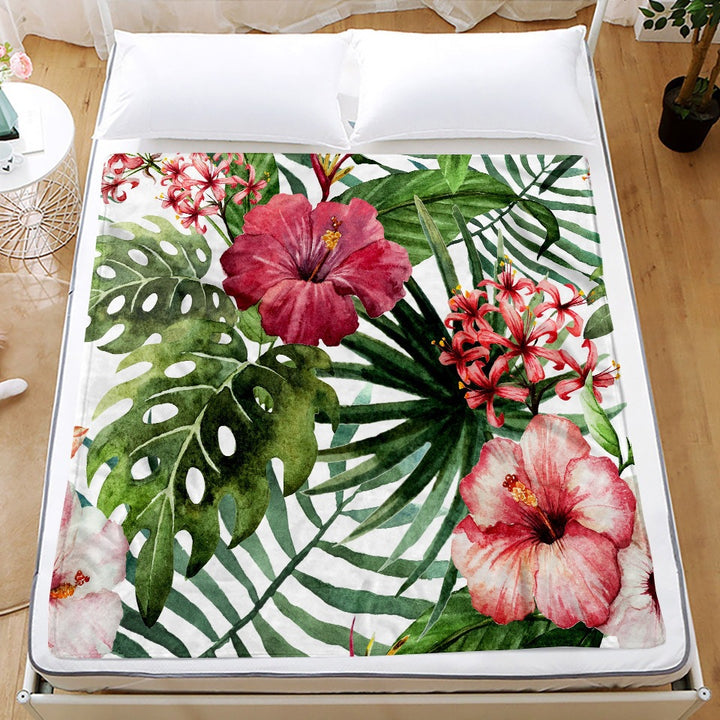 Tropical Floral Pattern Fleece Blanket