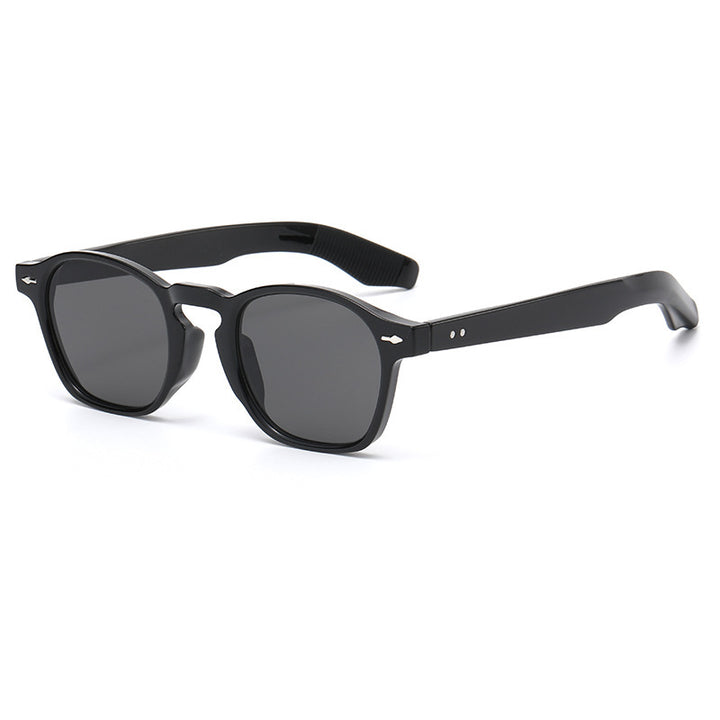 Women rebellious retro-inspired sunglasses Stornfield
