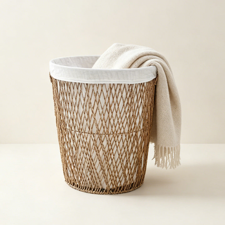 Decorative laundry basket with lid Stornfield