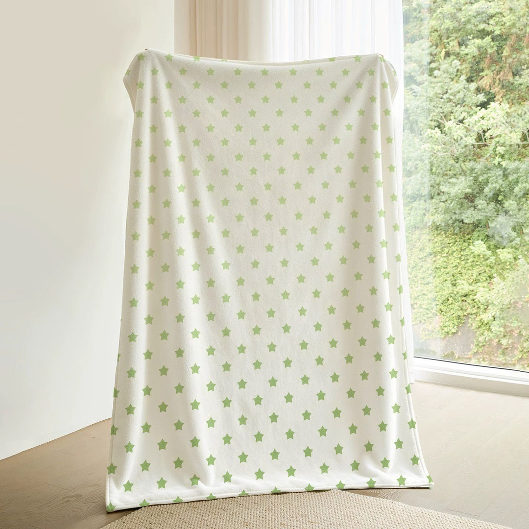 Cozy Comfort Fleece Throw Blanket