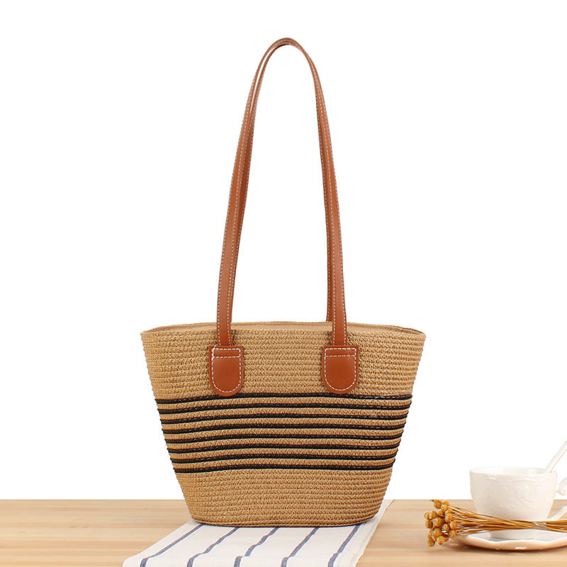 Beach bag with Stylish Woven Design and High-Quality Vegan Leather Handles Stornfield