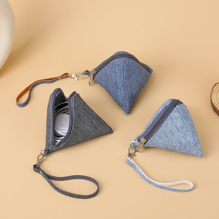 Triangle-Shaped Zippered Coin Pouch