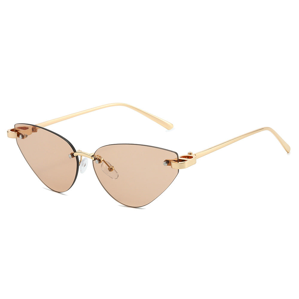 Fashion-Forward Cat-Eye Sunglasses Stornfield