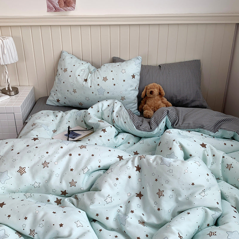 Cozy Cartoon Bear Print Bedding Set