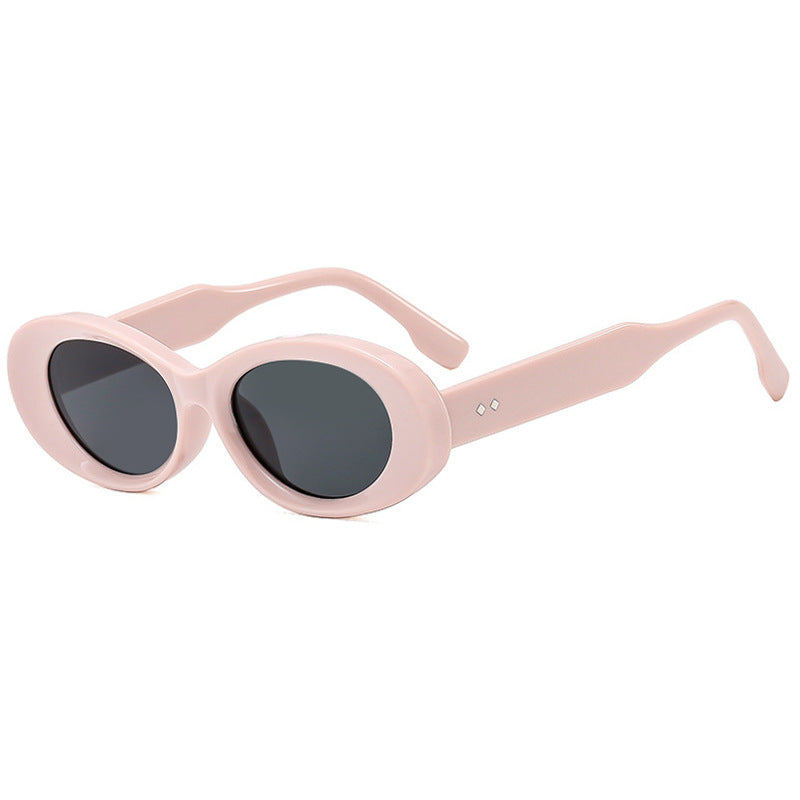 Women's fashionable sunglasses in elegant retro style Stornfield