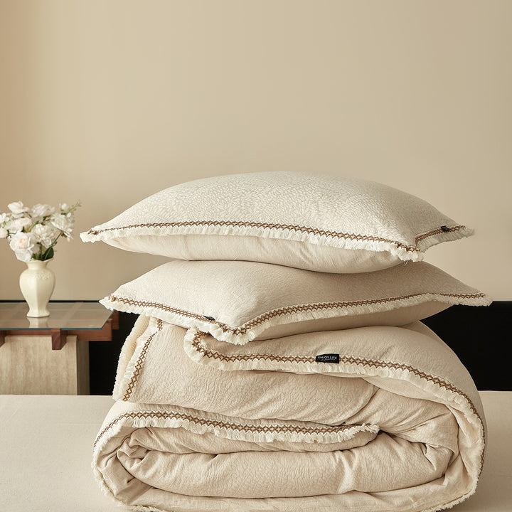 Reversible Cotton-Linen Textured Quilted Duvet Comforter Set with Scalloped Trim and Pillow Shams
