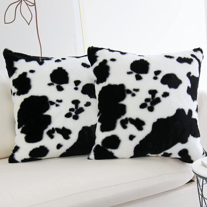 Decorative pillow with cow pattern