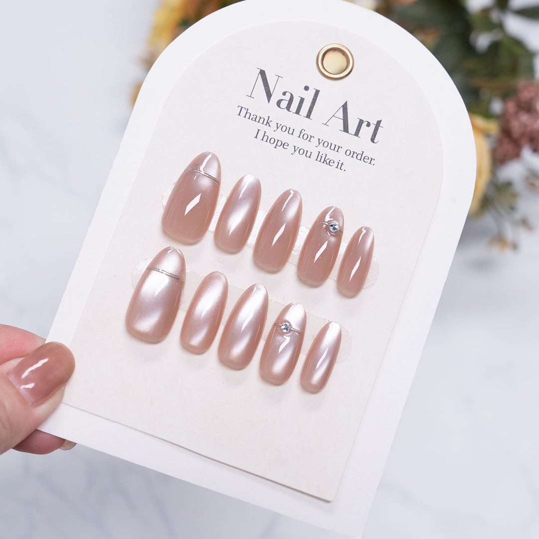 Elegant Press-On Nail Set with Rhinestone Accents