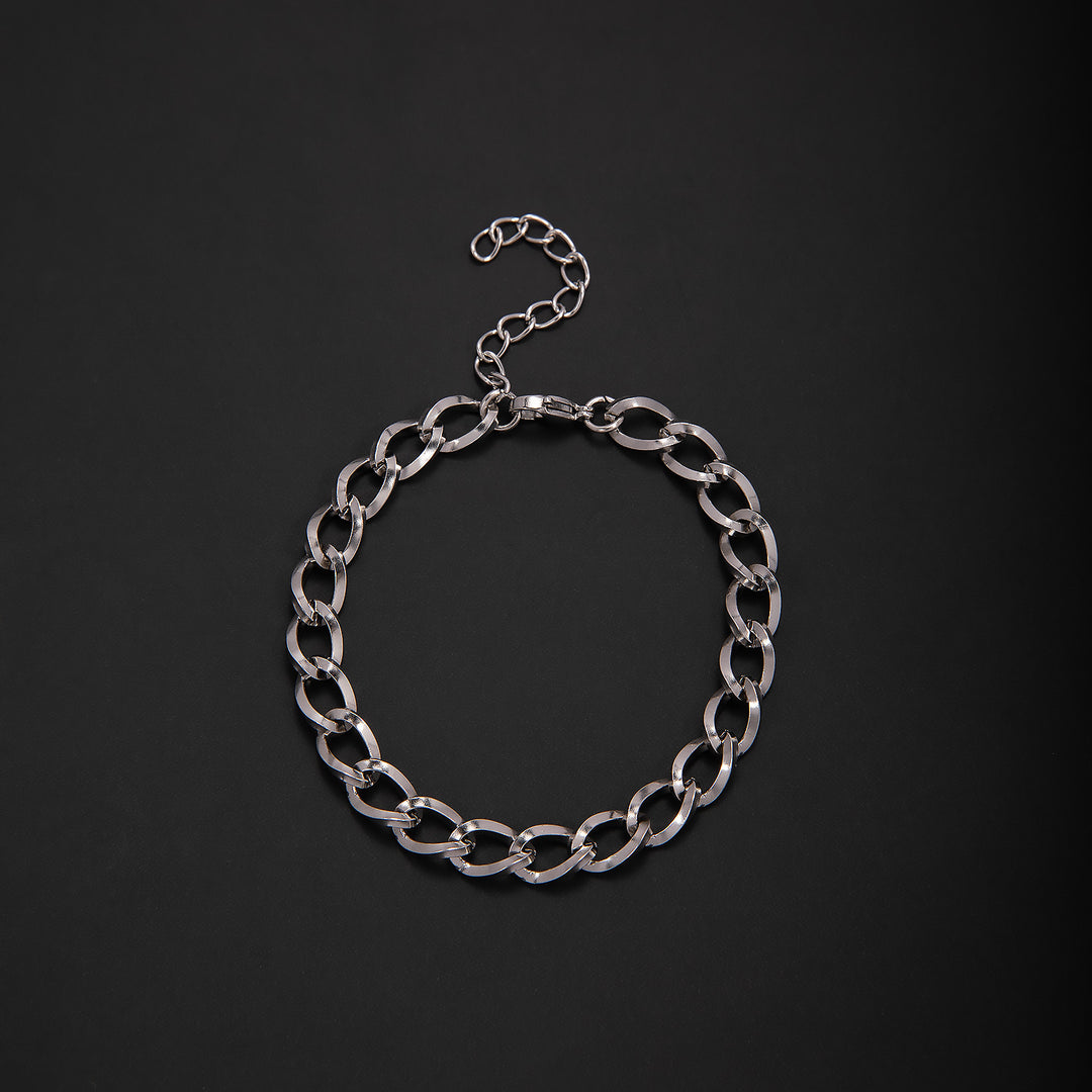 Interlaced Metal Link Bracelet Stornfield