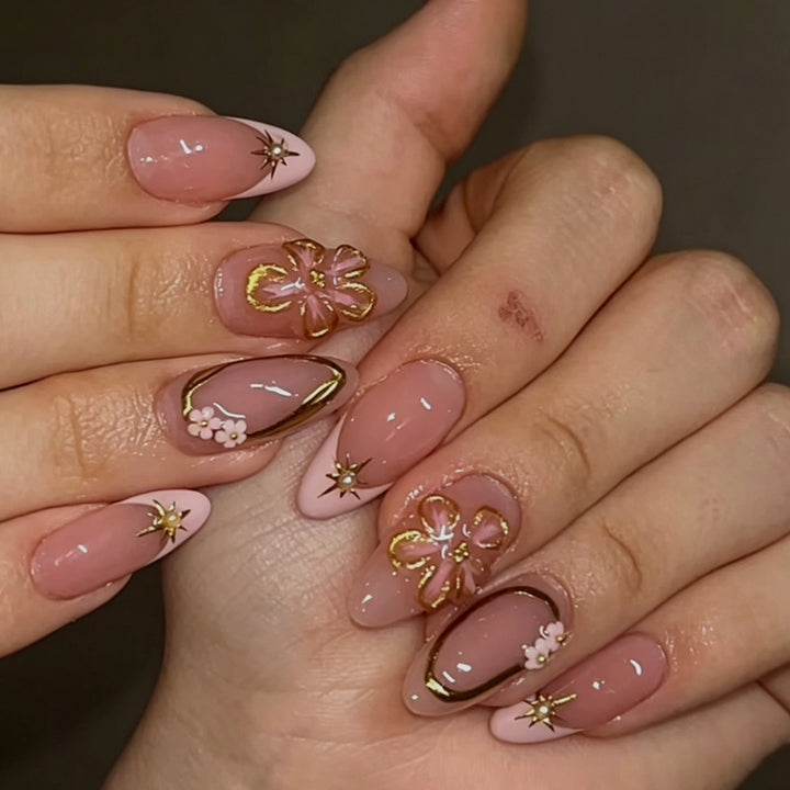 Art Nail Set with Blooming Designs Stornfield