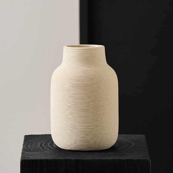 Handcrafted ceramic vase Stornfield