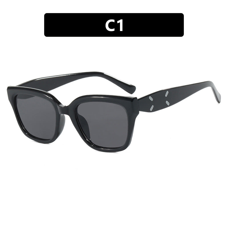 Women's fashionable square sunglasses with UV protection and elegant plastic frame Stornfield