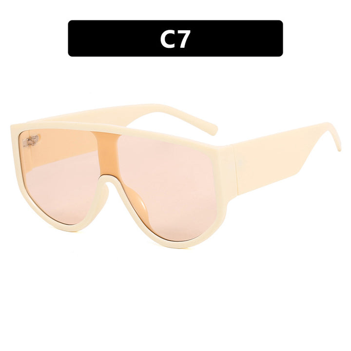 Women’s fashion sunglasses with extraterrestrial design Stornfield