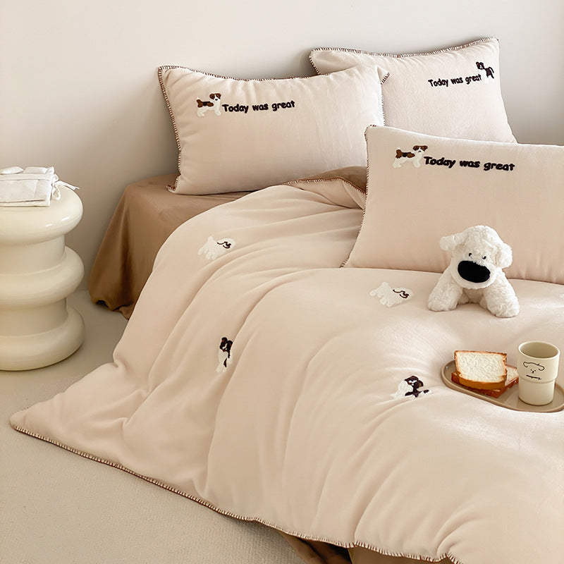 Cozy velour bedding set made of microfiber with all-over dog motif