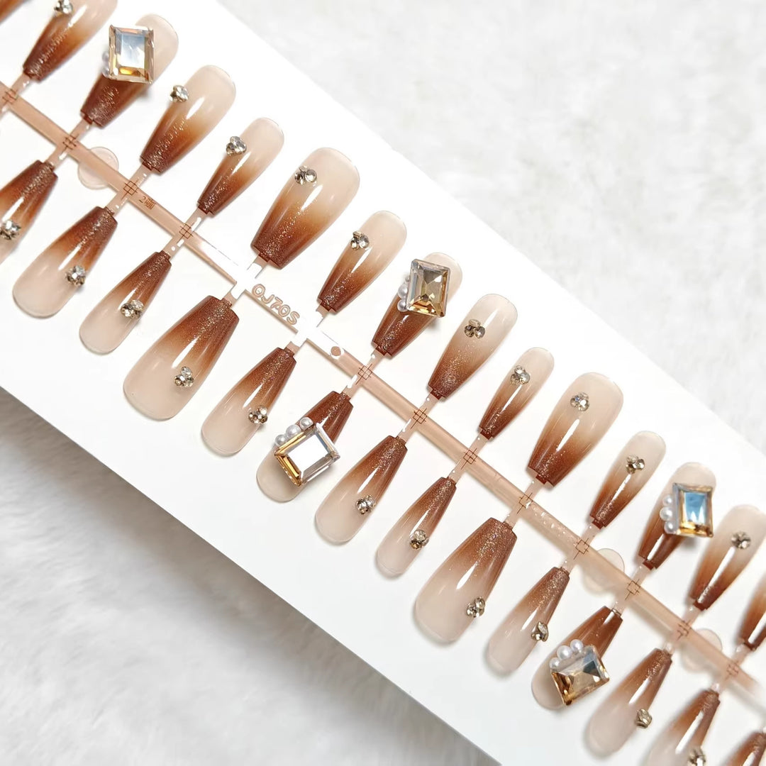 Glamorous Art Nails In The Elegant Ombre Design Stornfield