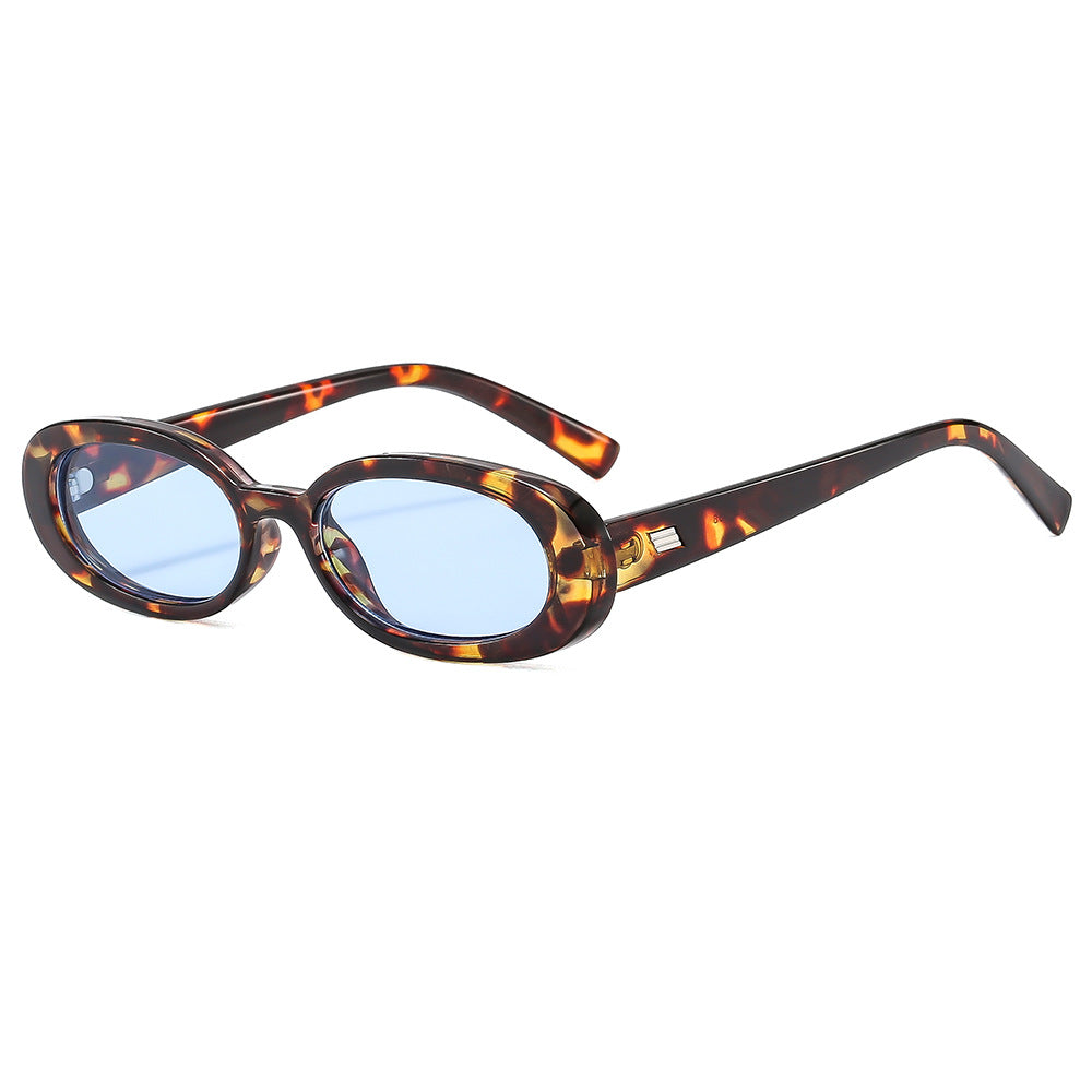 Ladies fashionable sunglasses in elegant tortoise shell design Stornfield