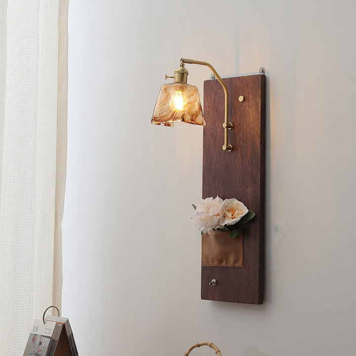 Vintage-Inspired Wall Lamp