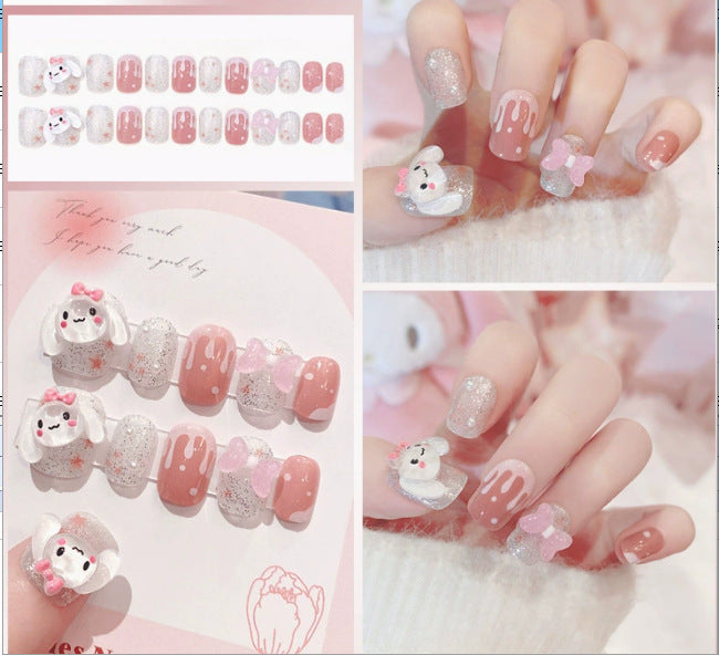 Glamorous nail art with pearls and glitter Stornfield