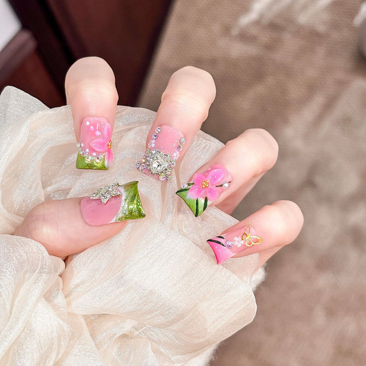 Decorative Floral Press-On Nail Enhancements