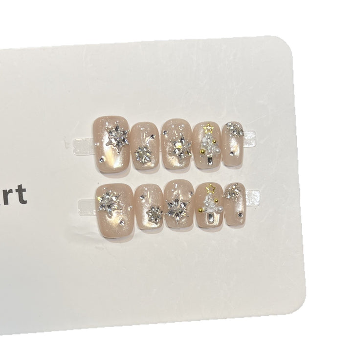 Elegant Press-On Nail Art Set with Sparkling Accents Stornfield