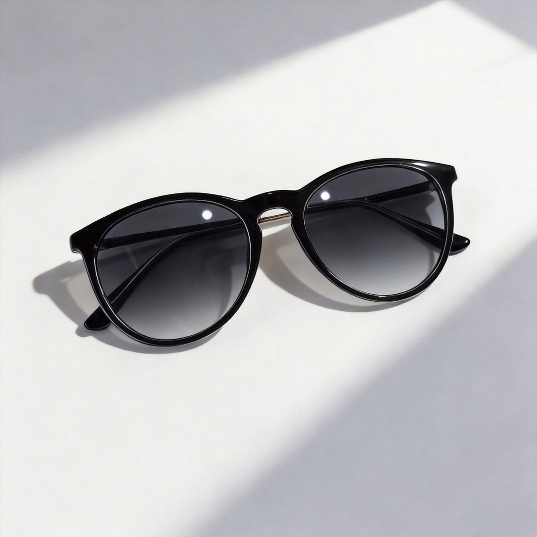 Women's fashionable cat-eye sunglasses with high-quality plastic frame and polarized lenses Stornfield