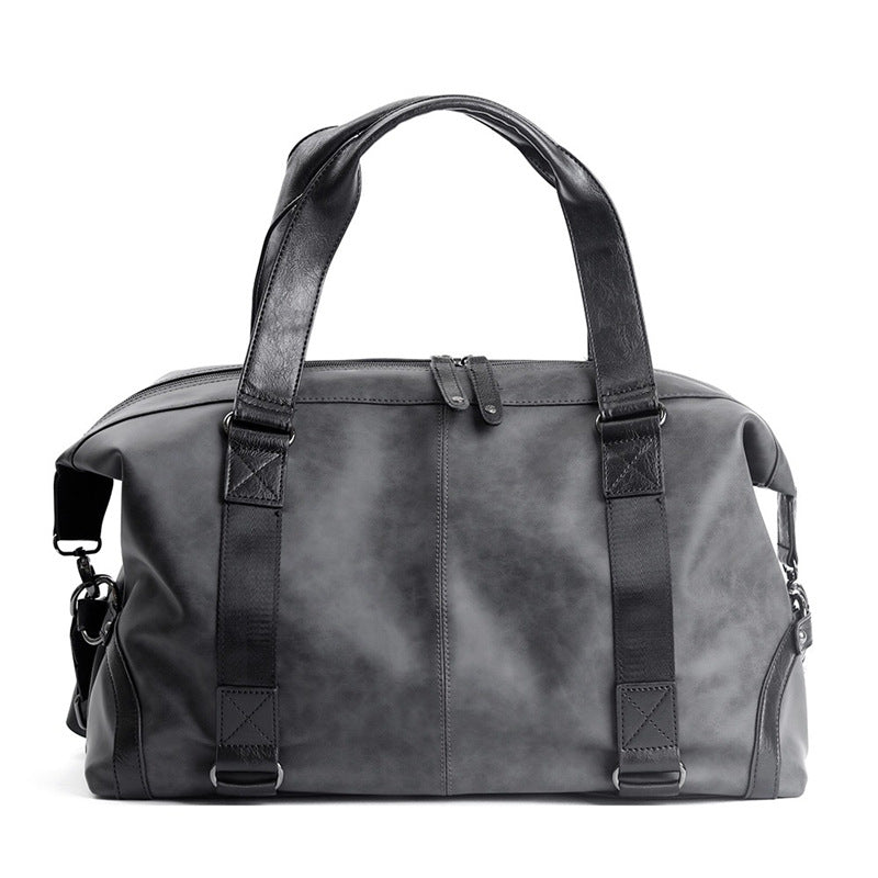 Luxurious Travel Bag Made of High-Quality Leather Stornfield