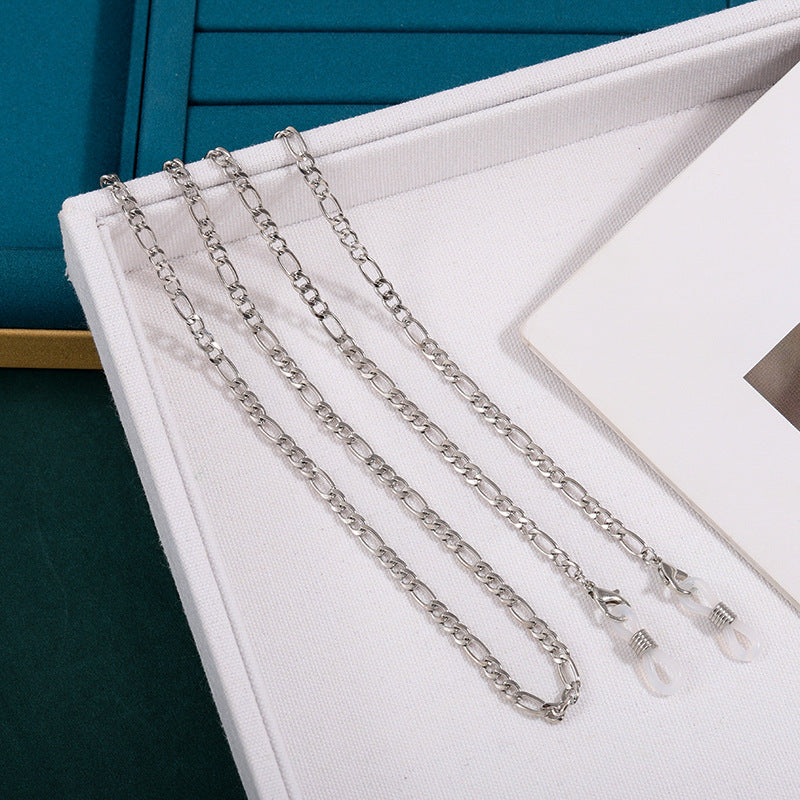 Adjustable Chain Eyewear Holder Stornfield