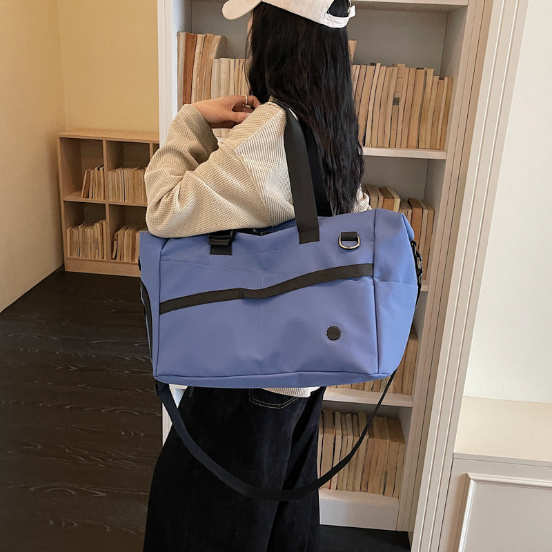 Spacious Gym Shoulder Bag Stornfield